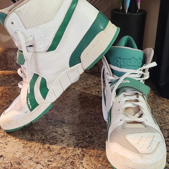 Original 1980s REEBOK COMMITMENT HIGH TOP SNEAKERS. - Picture 5 of 16